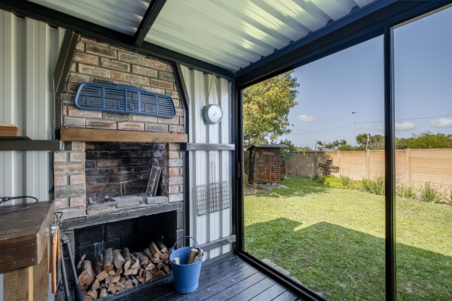 2 Bedroom Property for Sale in Kabega Park Eastern Cape